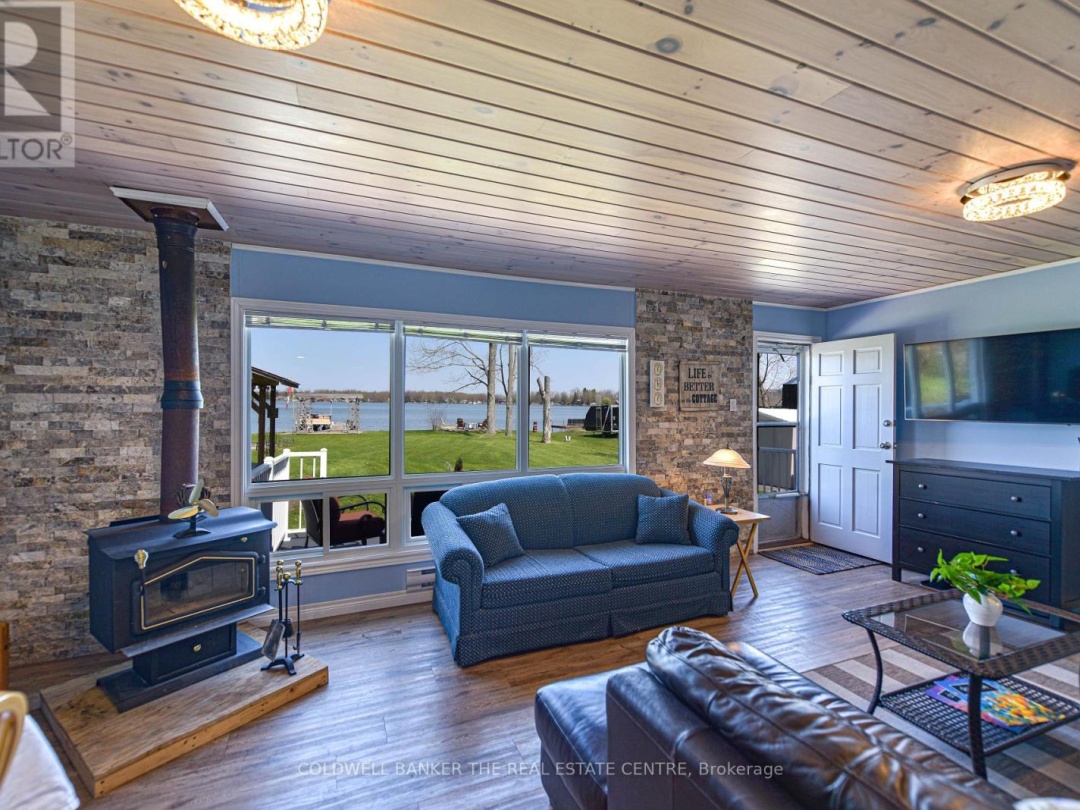 4137 Bayview Avenue, Lake Simcoe