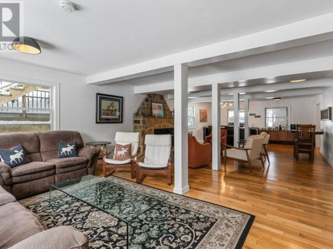 Unit 1 2029 Little Hawk Lake Road, Little Hawk Lake