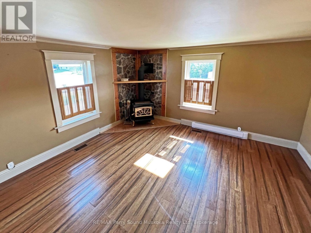 49 Emily Street, Parry Sound