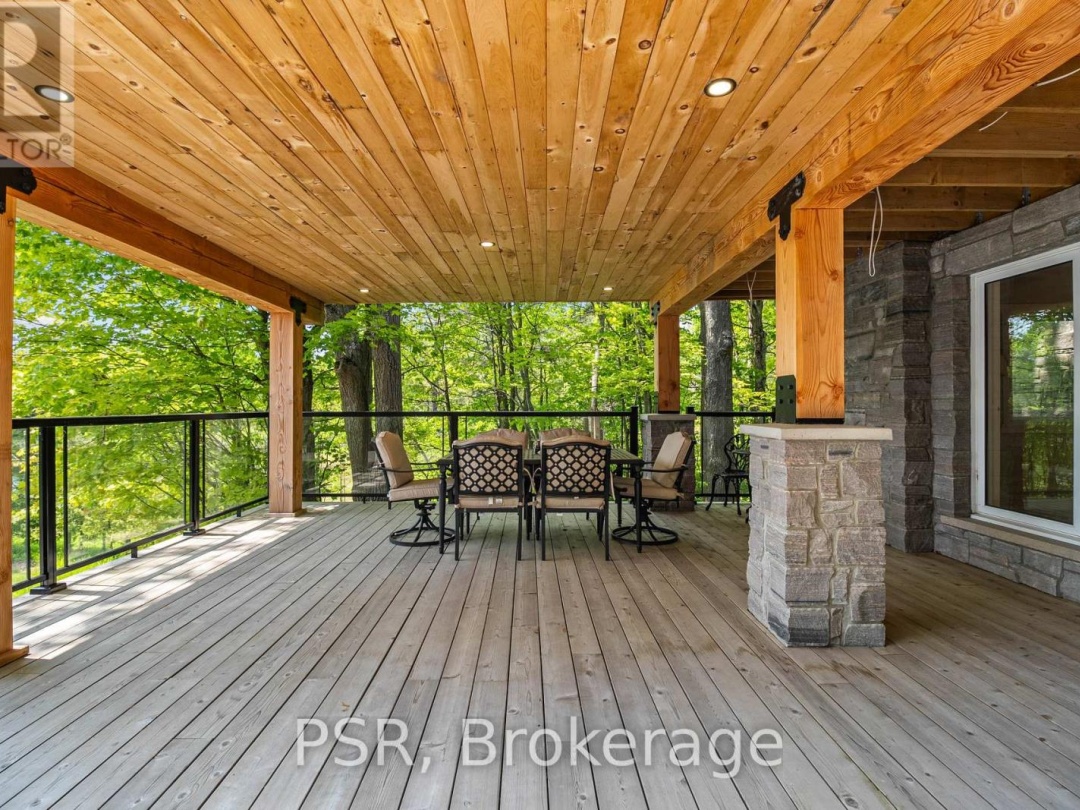 1030 S Sunset Bay Road, Lake Muskoka
