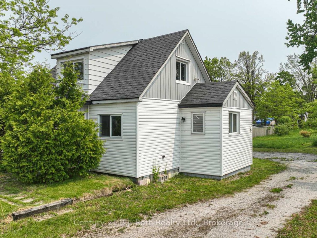 382 WEST STREET N, 