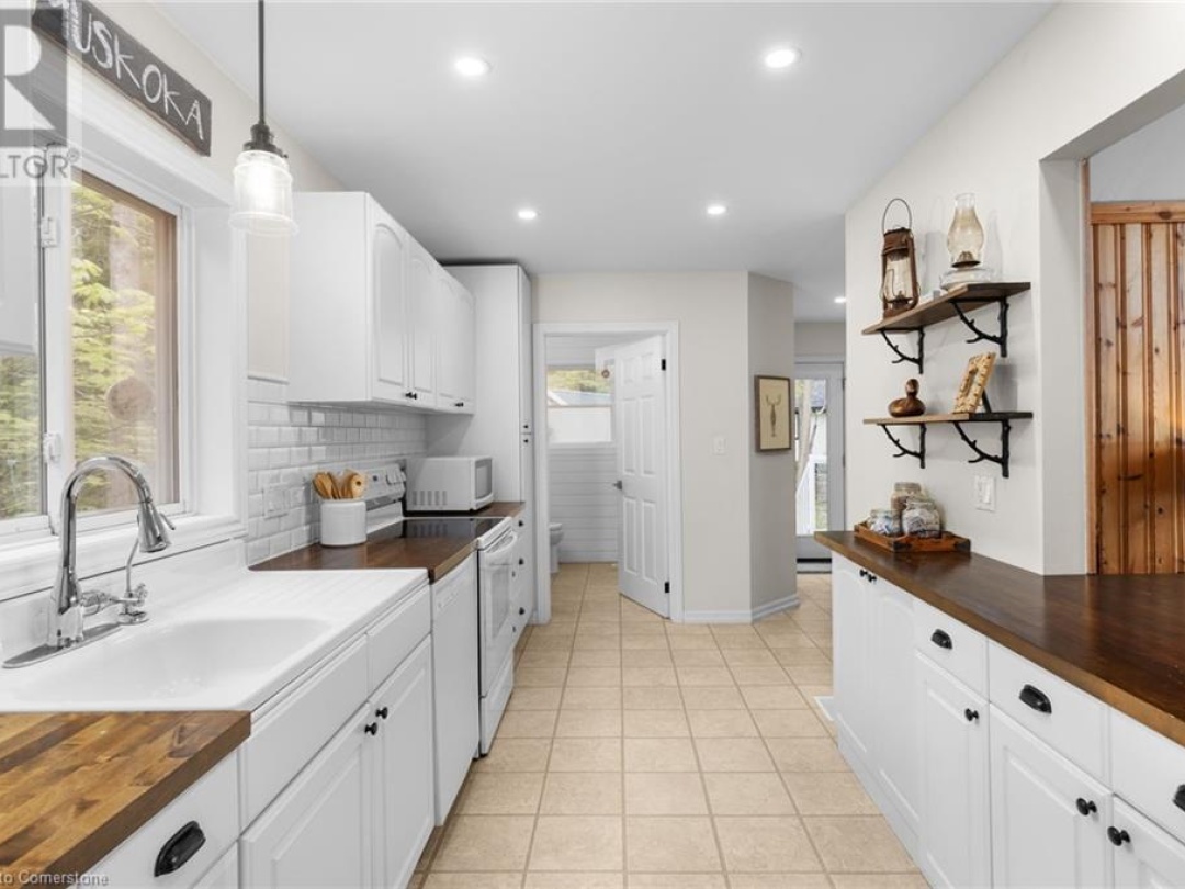 1166 North Shore Drive Unit# 3, Gull Lake