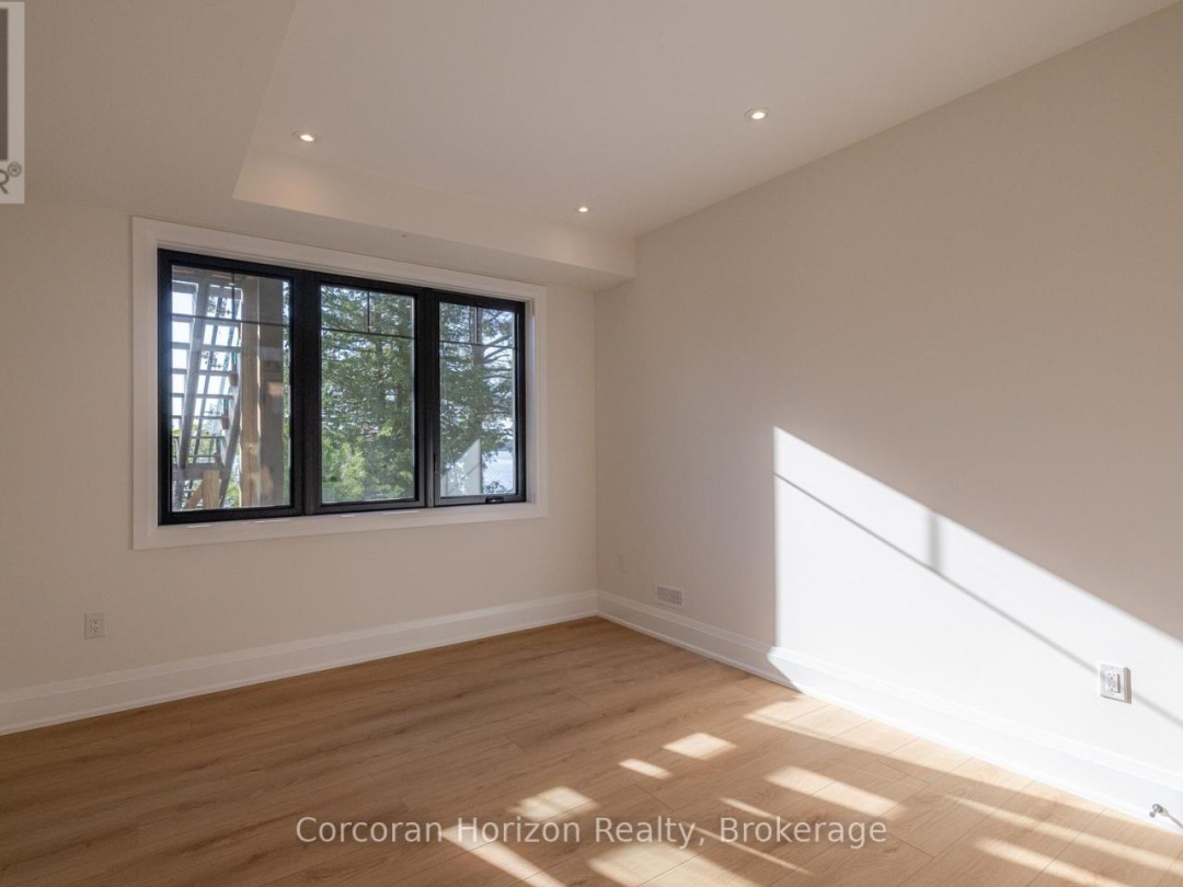 411 CORRIEVALE ROAD S, 