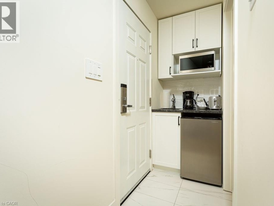 1869 MUSKOKA 118 Road W Unit# BTV-105, 