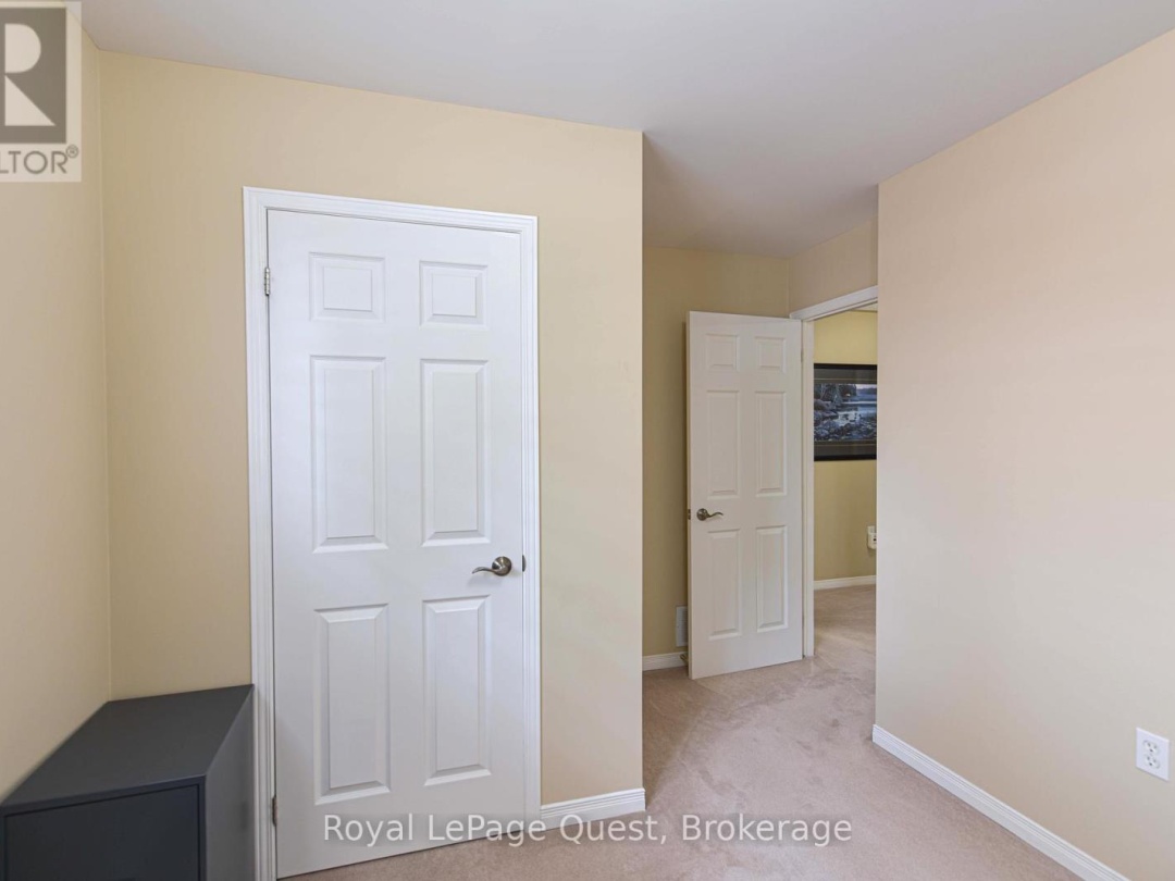 62 VANESSA DRIVE, 