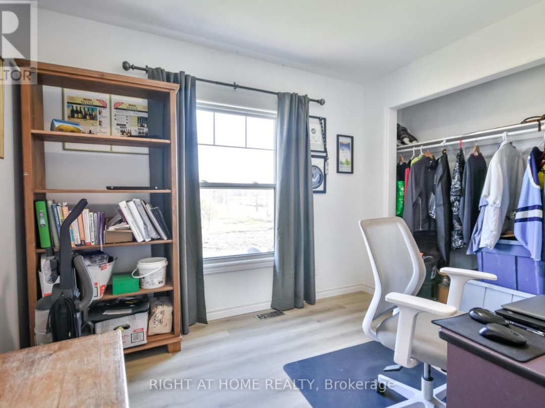 2293 HAMPSHIRE MILLS LINE, 