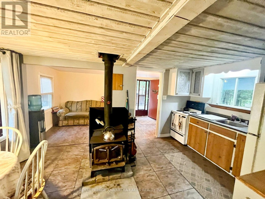 81 Mcguire Beach Road, Trent-severn Waterway