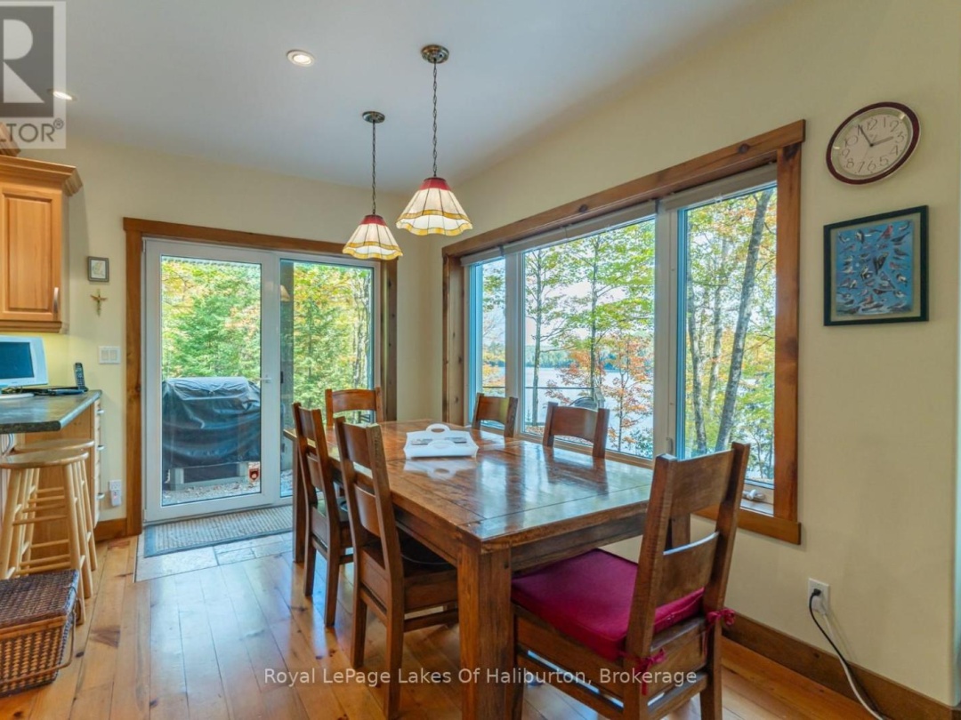 48 RUSSELL DRIVE, White Lake