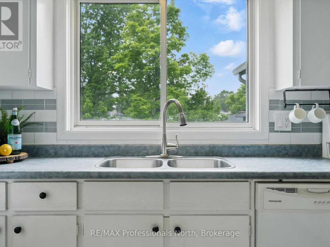 3 PLEASANT AVENUE, 