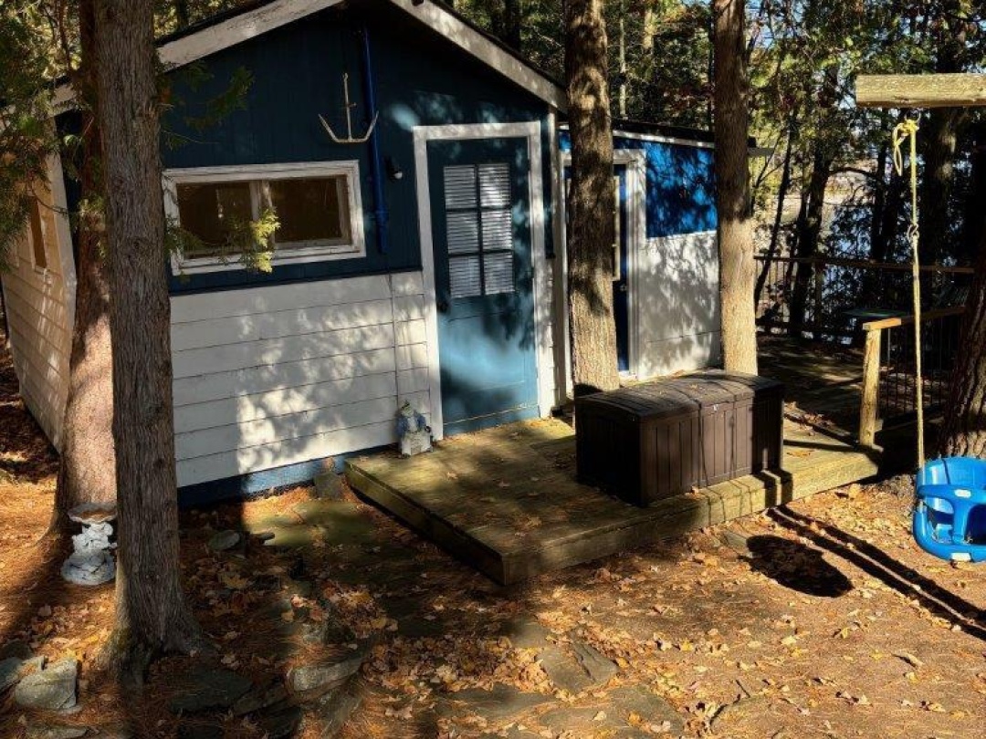 96 PINE POINT TRAIL, Crystal Lake