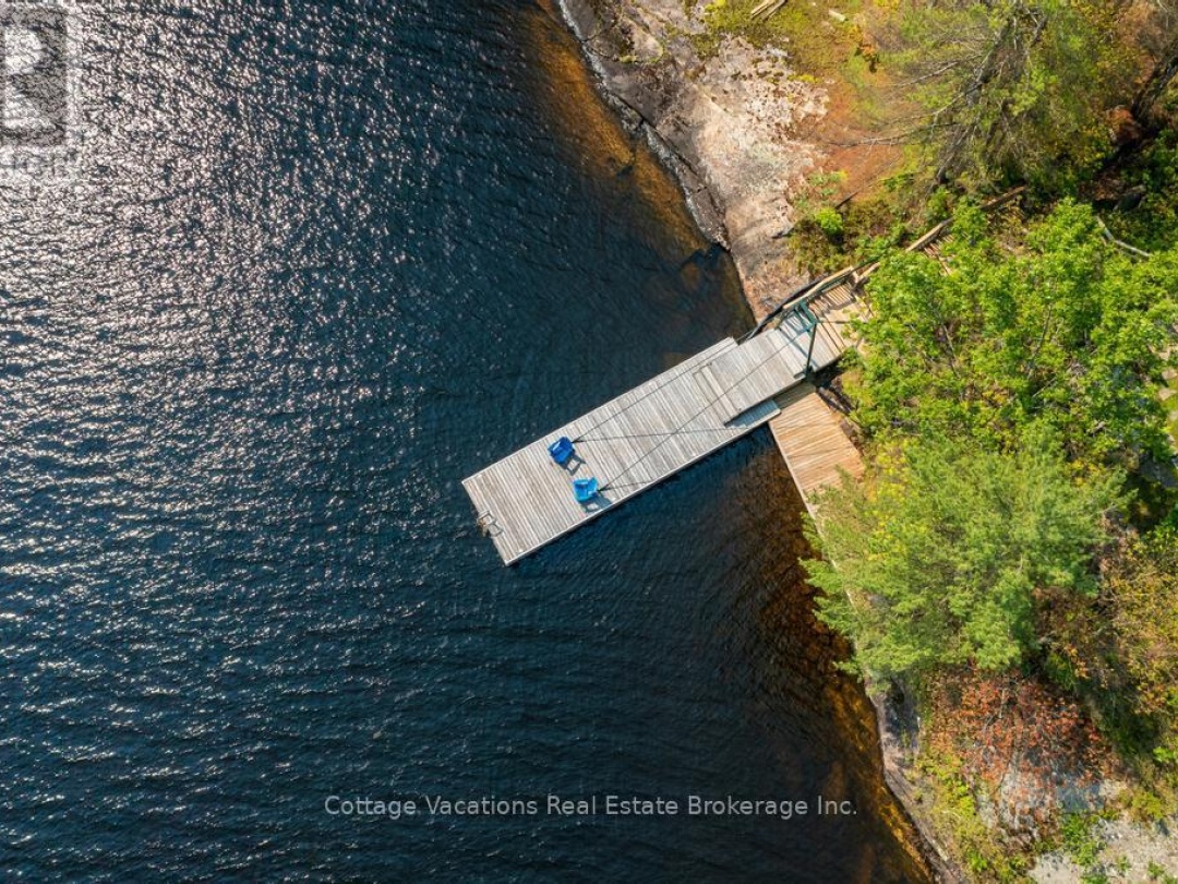 1016 Lawland Heights Road, Lake Muskoka