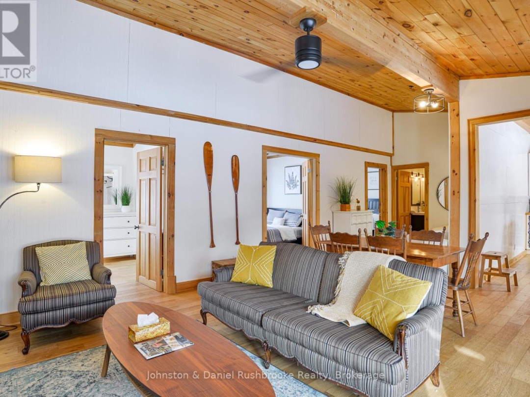 1217 Sherwood Forest Road, Lake Muskoka