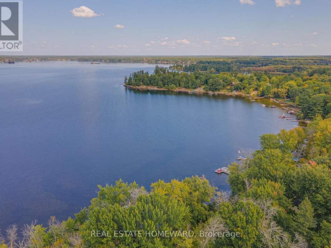 1046 Bea Dale Lane N, Sparrow Lake