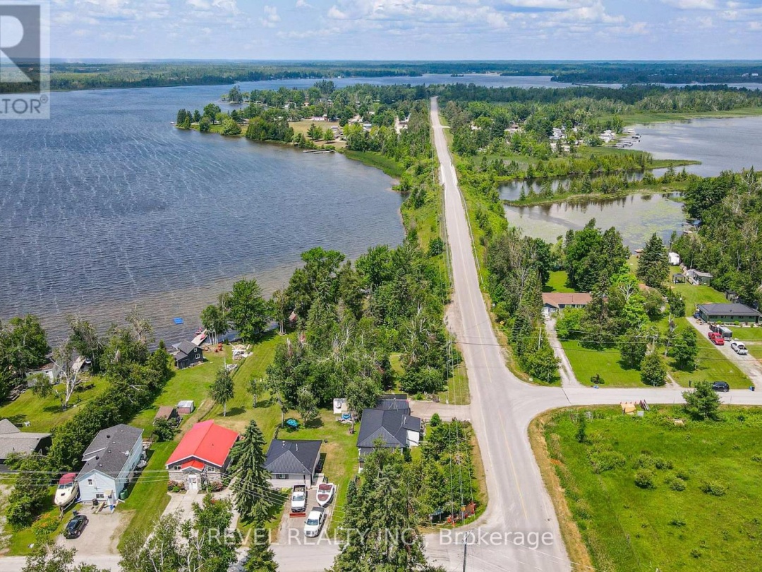 883 CENTENNIAL PARK ROAD, 