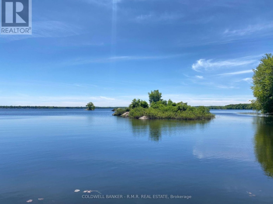 3493 Southwood Beach Boulevard, St John Lake