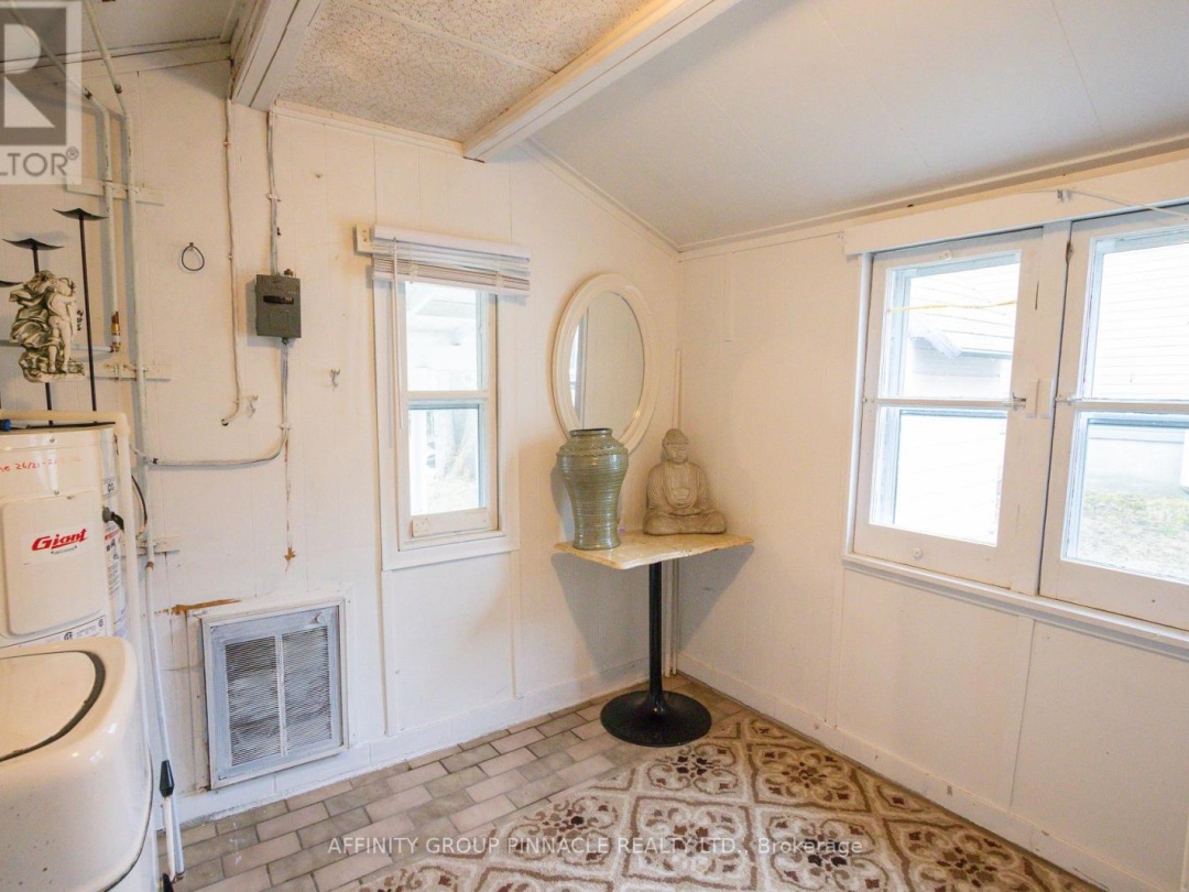 31 Birchcliff Avenue, Sturgeon Lake