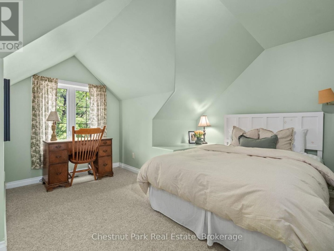 1 & 2 1230 Miriam Drive, Black Lake