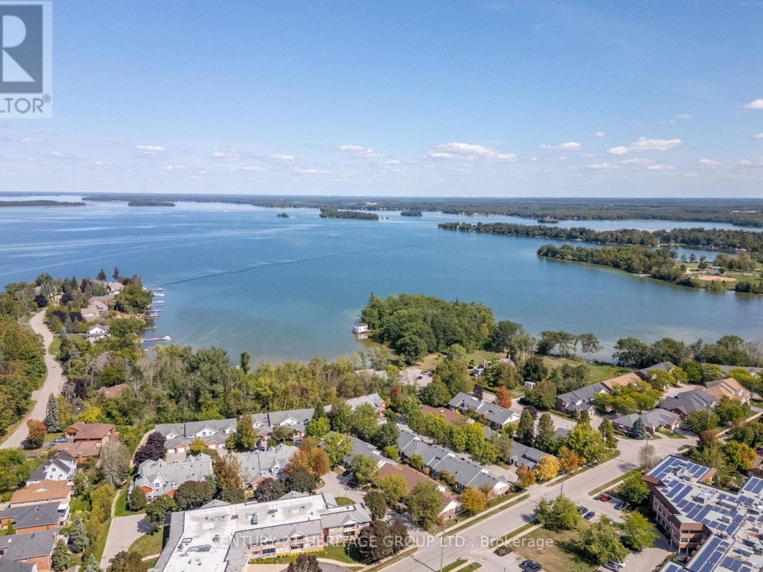 408 - 40 MUSEUM DRIVE, 