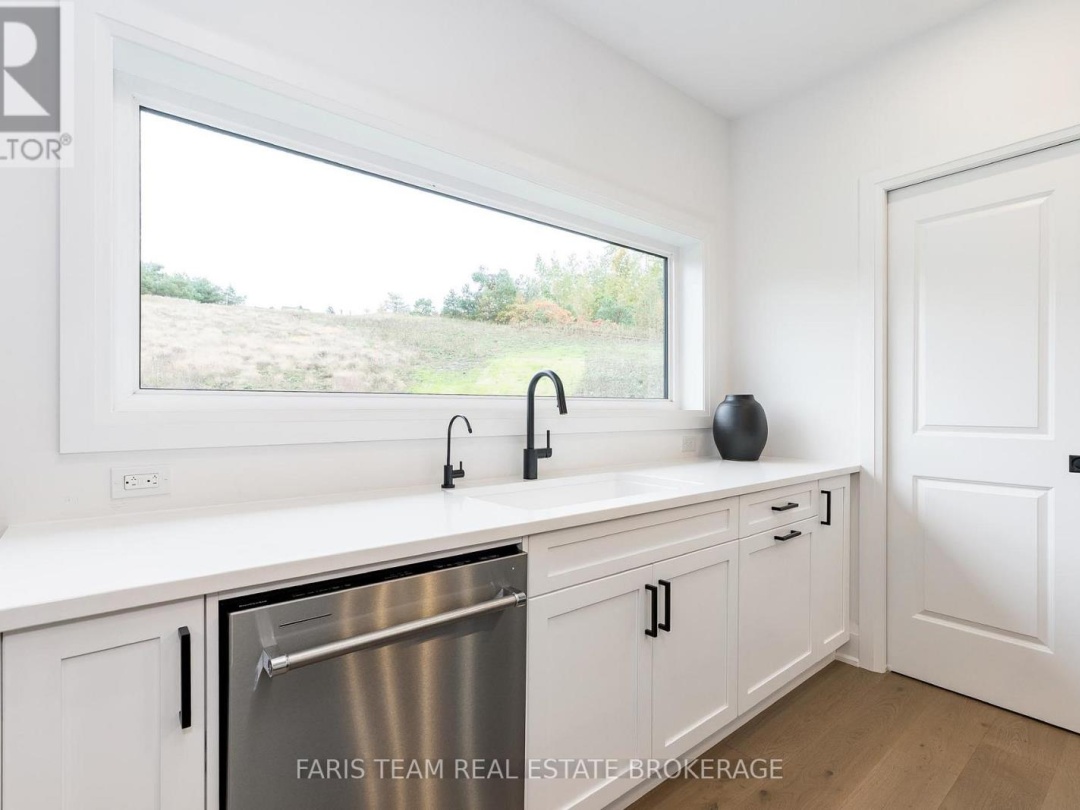 17 CLYDESDALE COURT, 