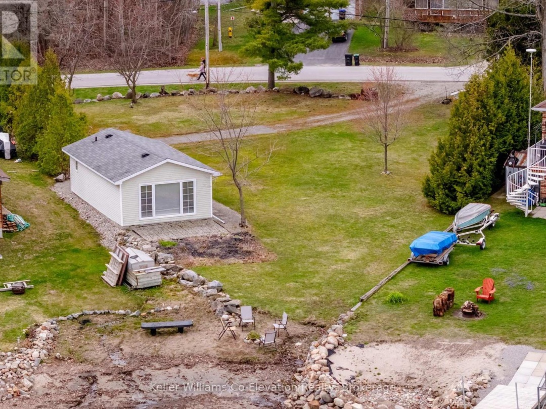 220 Robin's Point Road, Georgian Bay