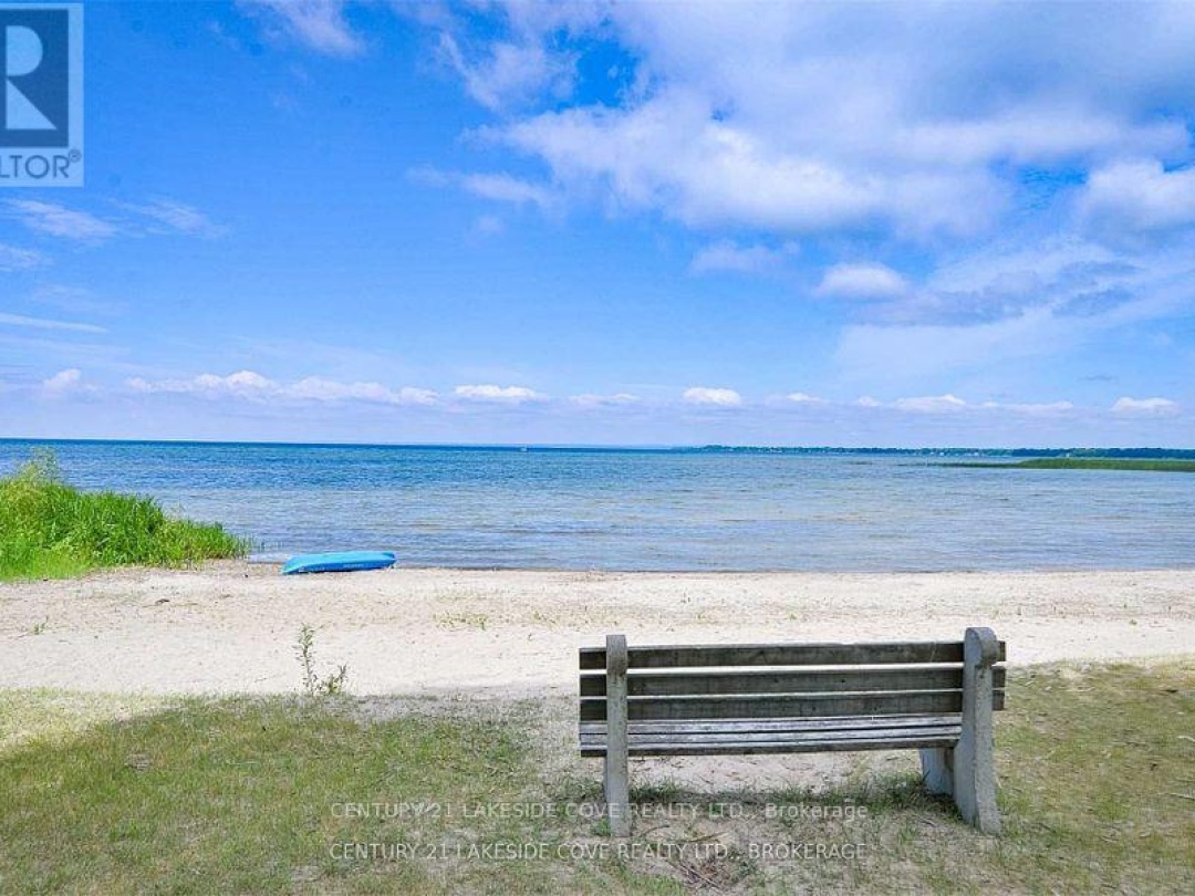 Unit 14 1 Paradise Boulevard, Lake Simcoe