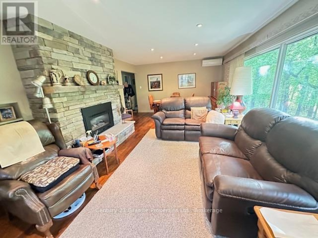 45 Isabella Street, Parry Sound