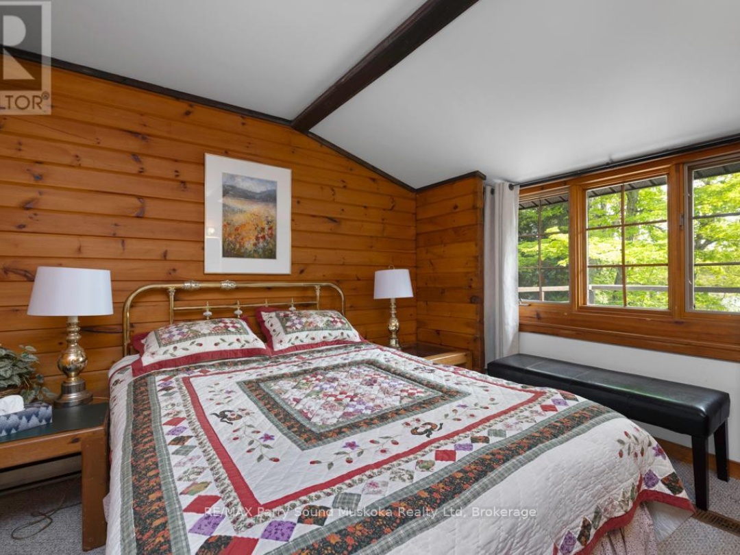 49 Bayshore Drive, Clear Lake