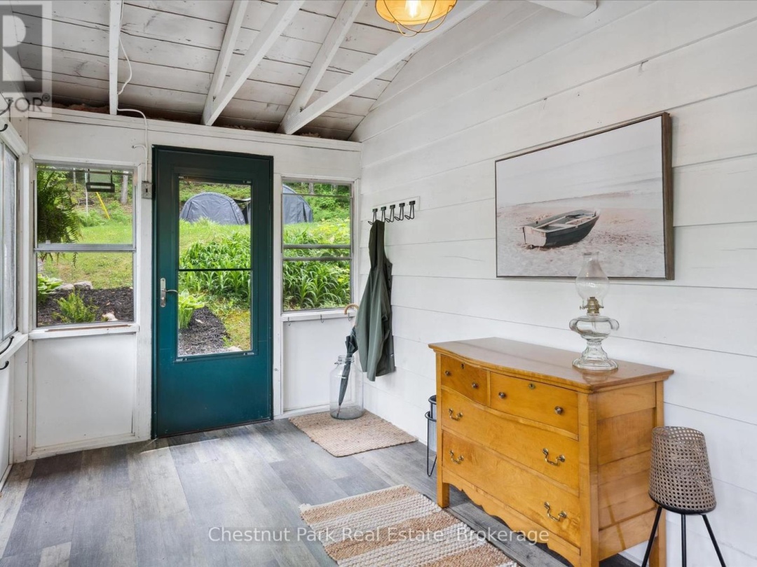 218 North Drive, Lake Vernon