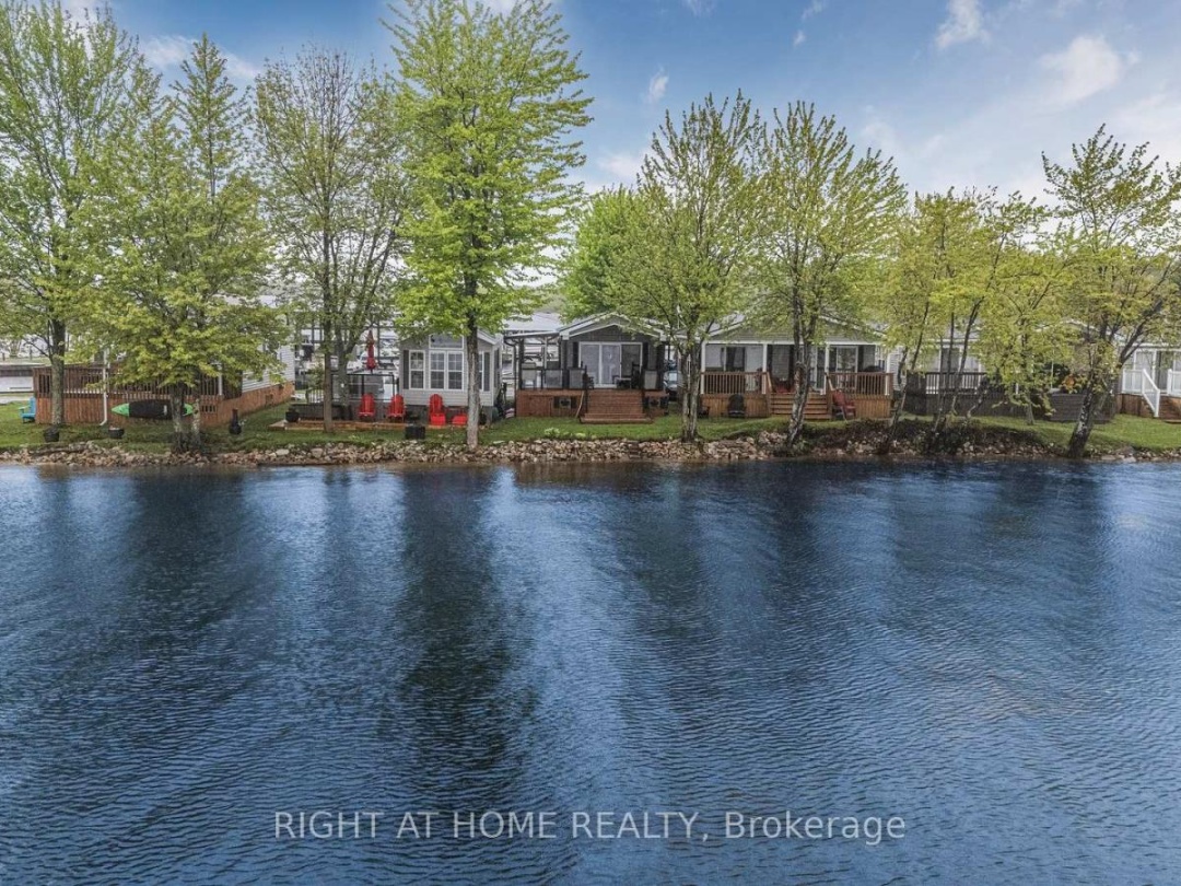 3500 Lauderdale Pt Crescent, Sparrow Lake