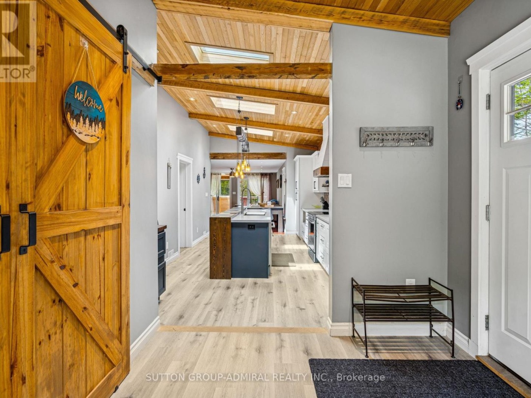 1023 Kirkpatrick Lane, Lake Muskoka