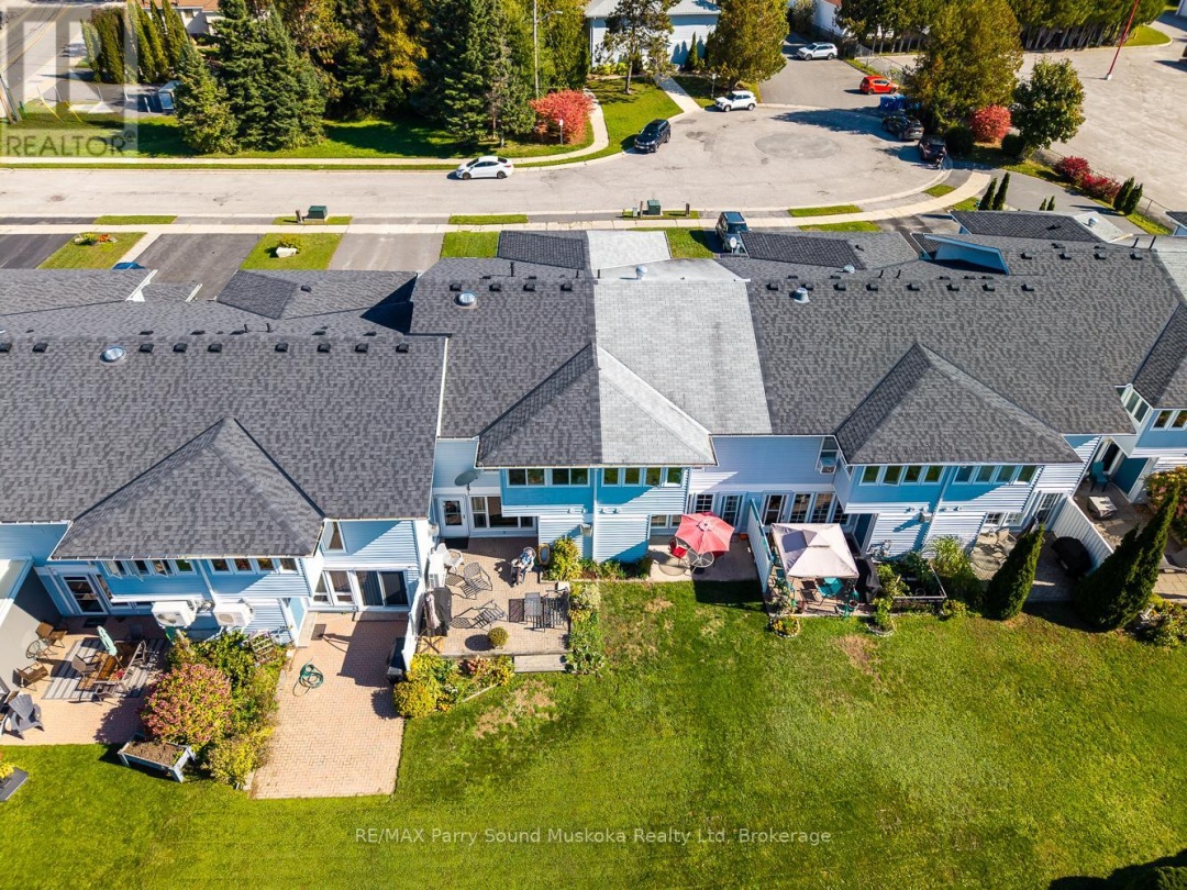 18 GEORGIAN BAY AVENUE, 