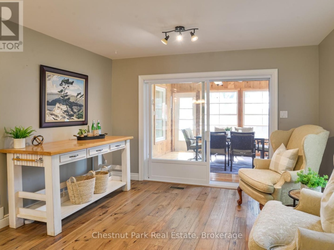 3547 Lauderdale Pt Crescent, Sparrow Lake