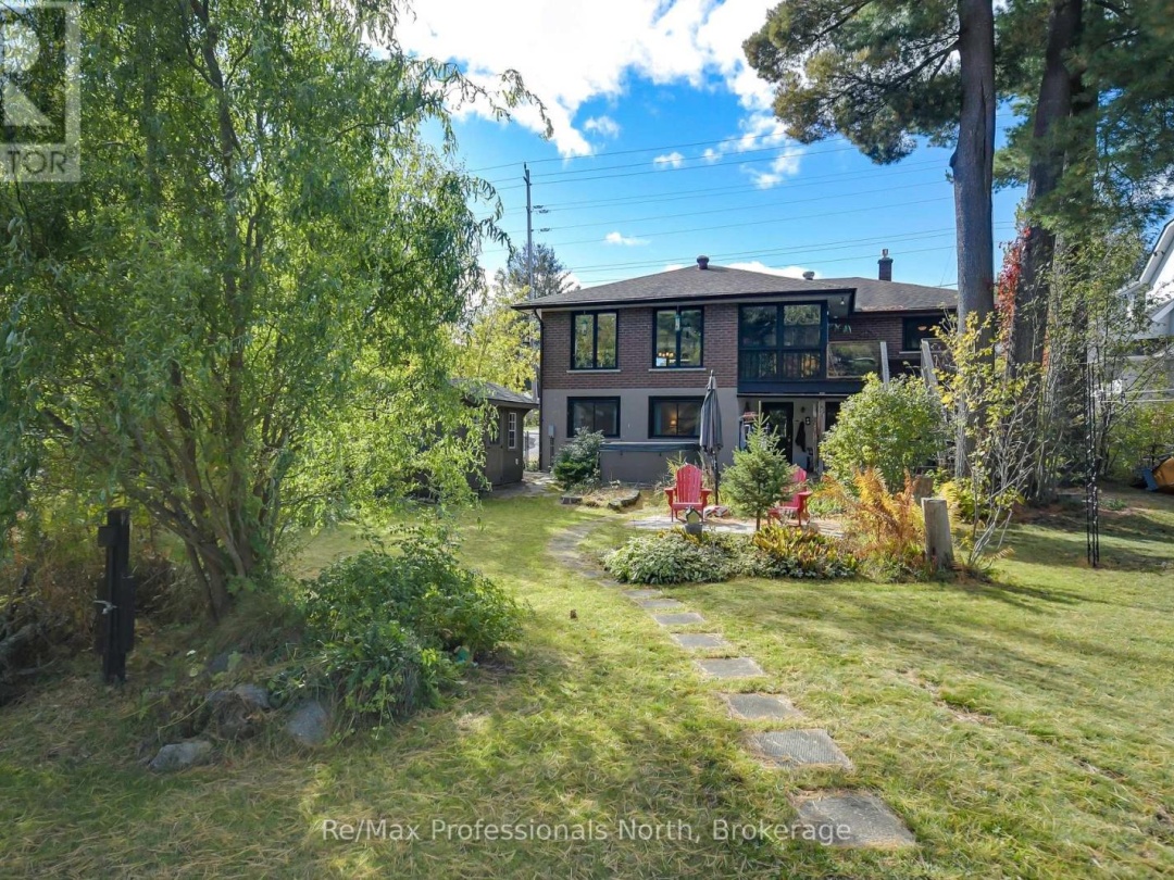 324 Bethune Drive N, Gull Lake