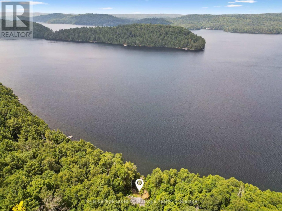 16368 KAWAGAMA-DENNISON ISLAND, Kawagama Lake
