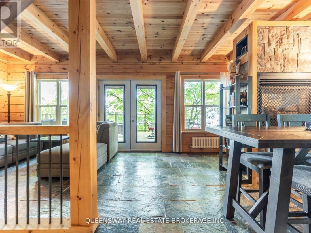 1280 BLACK BEACH LANE, Dalrymple-south Lake