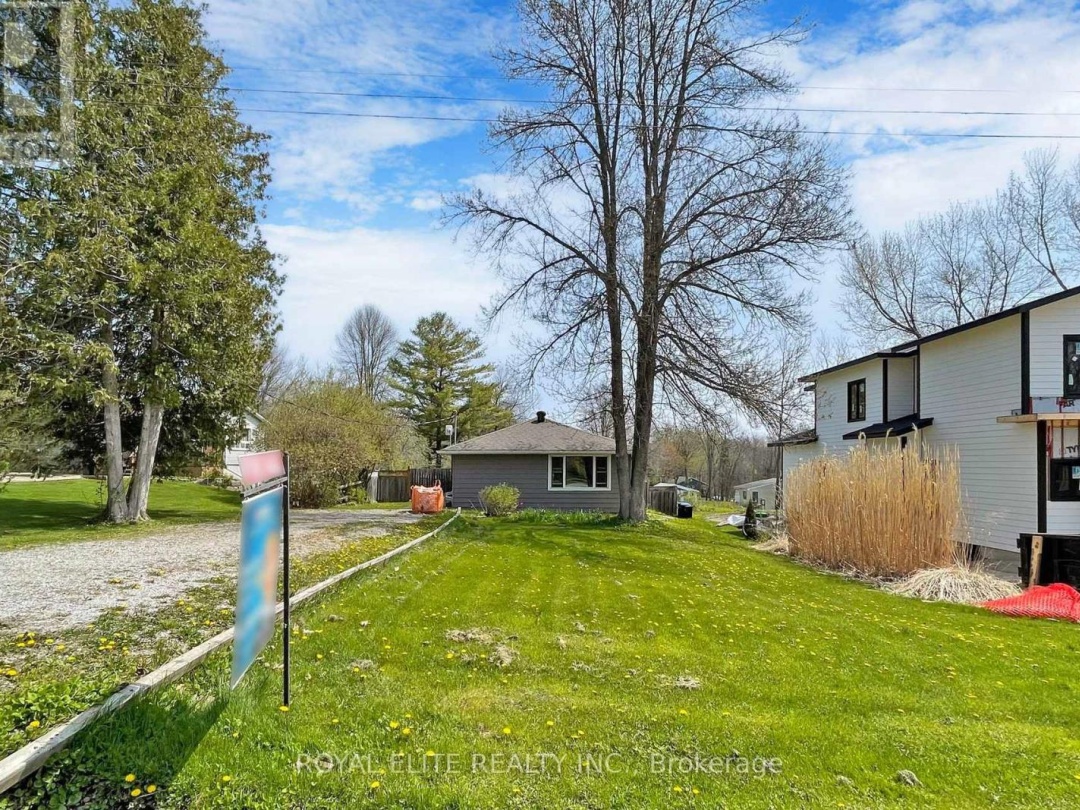 3965 HILLTOP ROAD, 