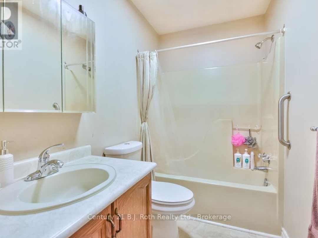 7 CHRISTINE PLACE, 
