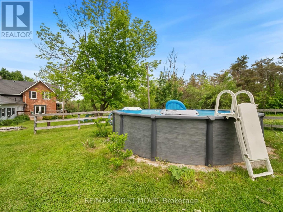 3062 TOWNLINE RR5 TOWNLINE, 