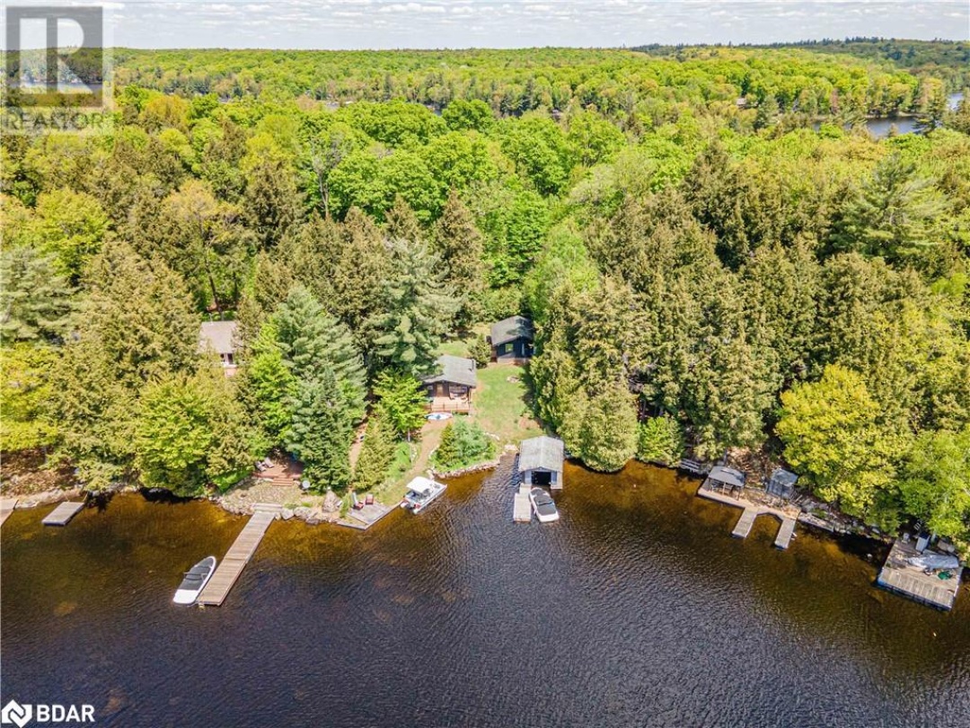 228 Macbeth Island Island, Wood Lake