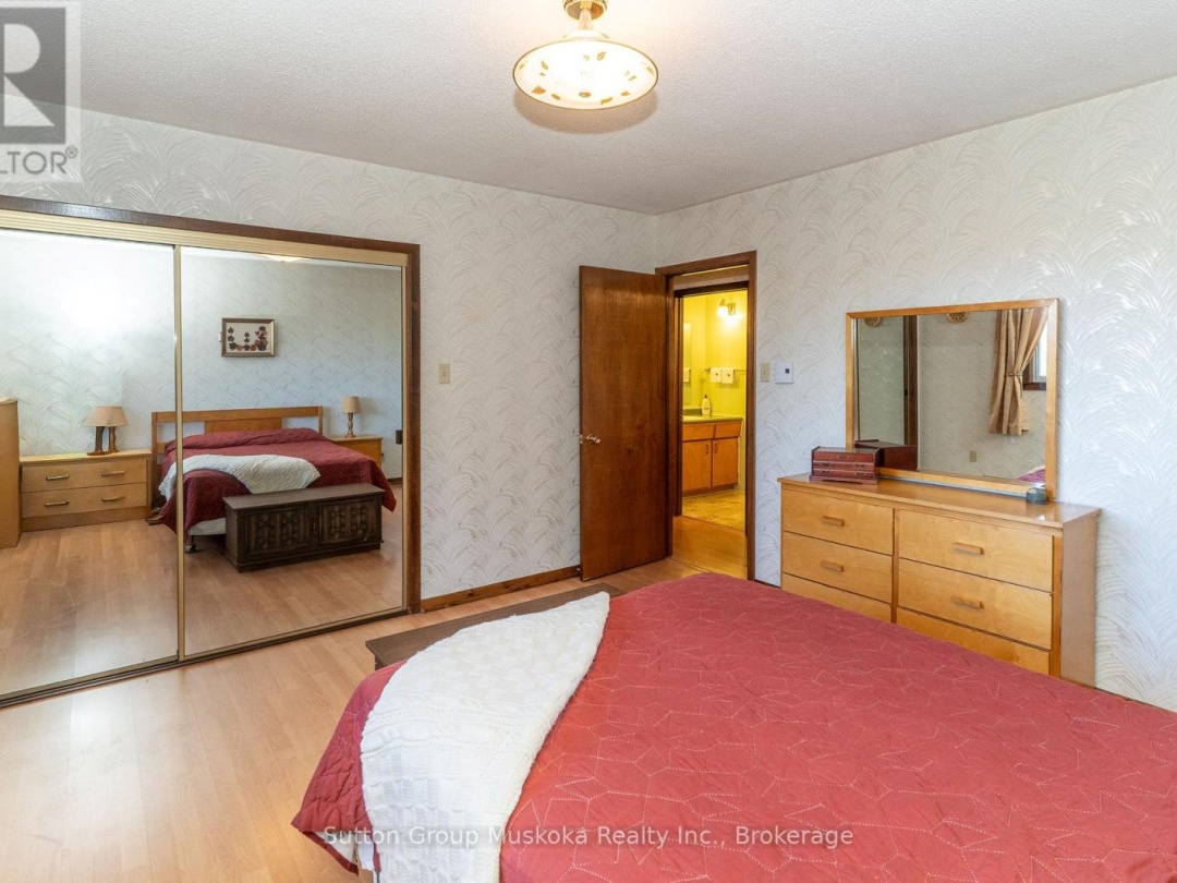 467 WEST BROWNS ROAD, 