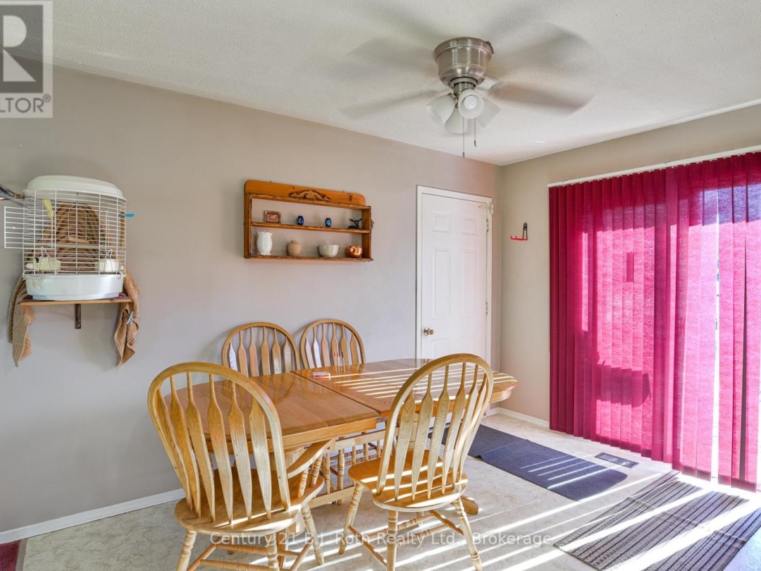 3 VINE STREET, 