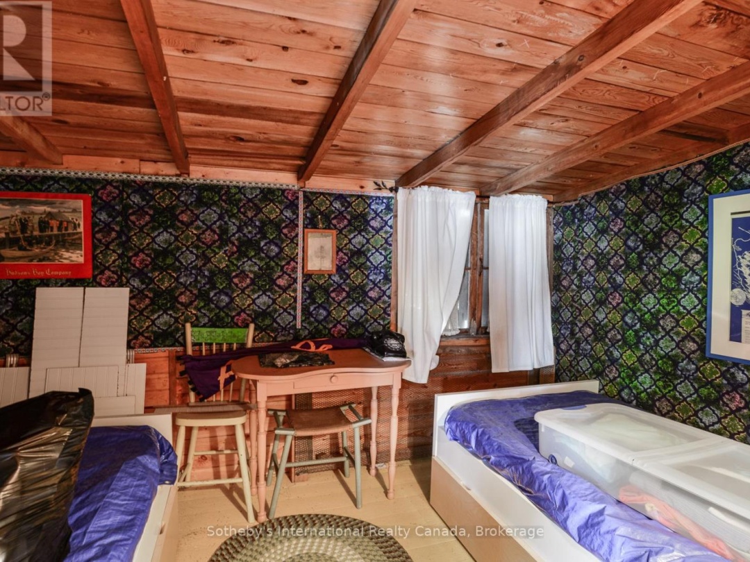 1326 BROWNING ISLAND, 