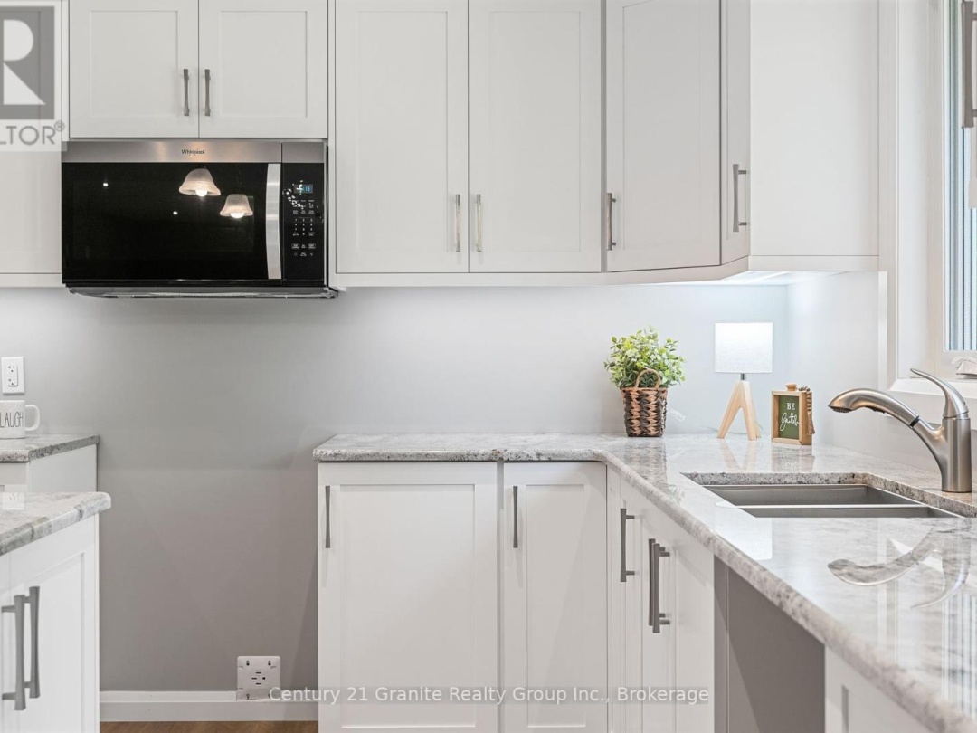 7 MARLUC AVENUE, 