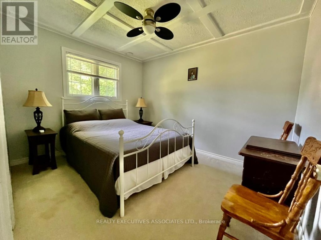 22 Lakeview Boulevard, Lake Scugog