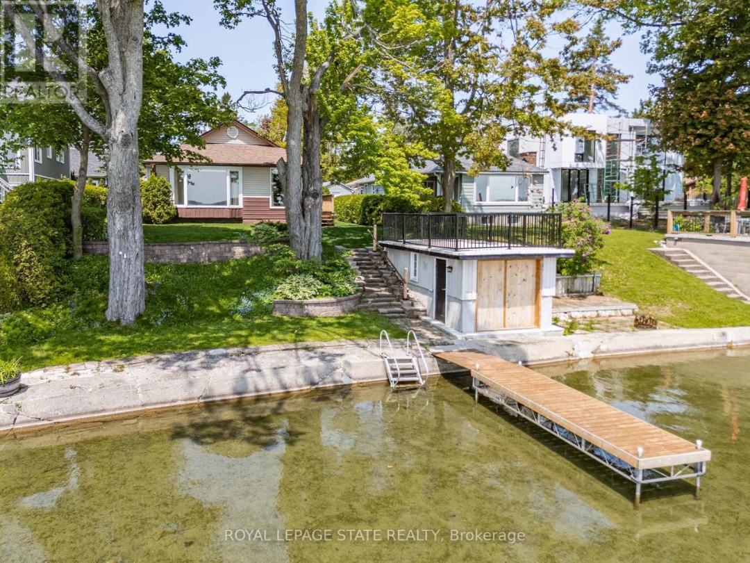 2703 LAKESIDE DRIVE, 