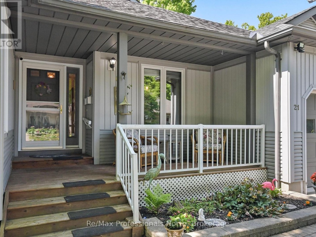 21 WOODMAN'S CHART, Gravenhurst (Muskoka (S))