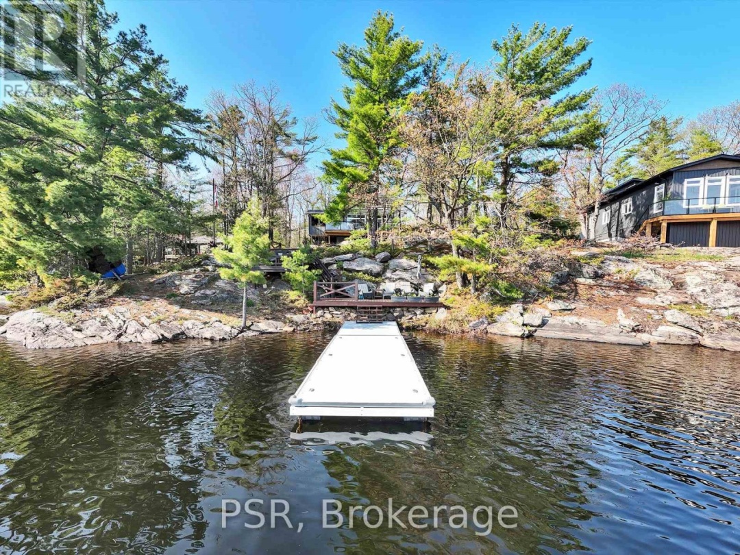 1028 Marshall Drive, Pine Lake