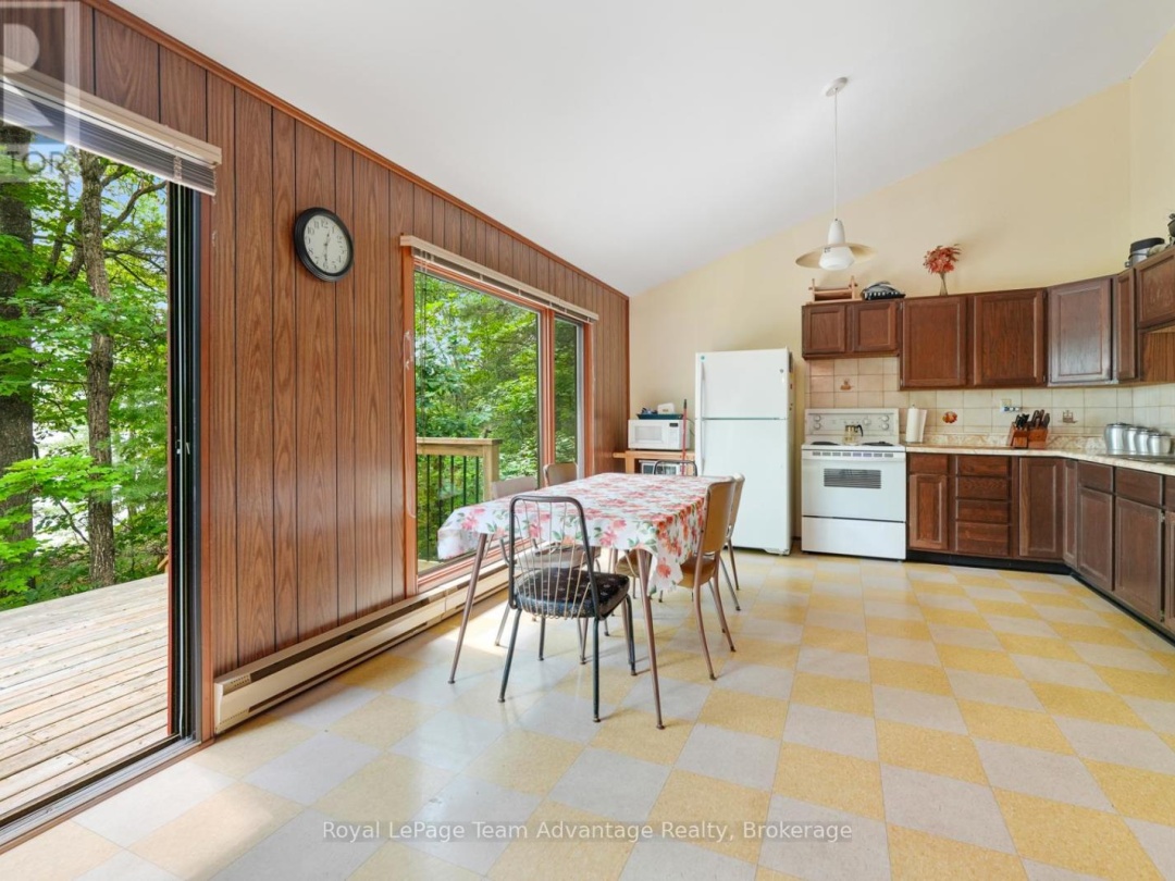 32 CHRISTIE COURT, 