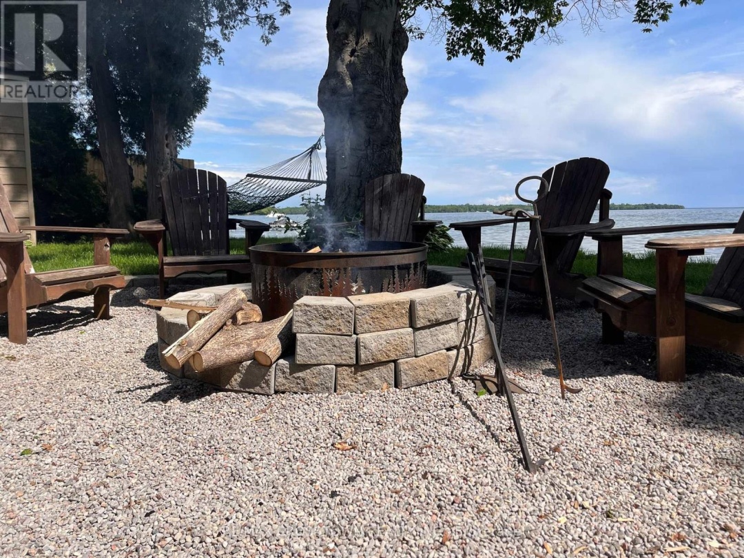 4705 Anderson Avenue, Lake Simcoe