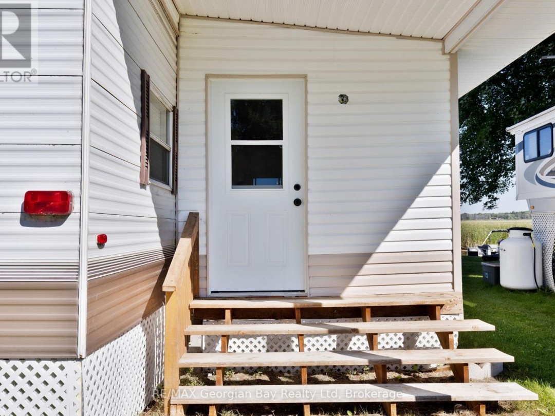 14 - 1838 HERON DRIVE, 
